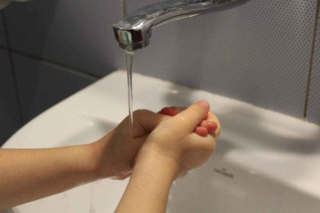 赤ちゃんの手洗い方法を徹底解説！コロナ対策に家庭でできることとは？｜みゆの子育てライフ｜一級建築士の専業主婦による子ども・家・知育